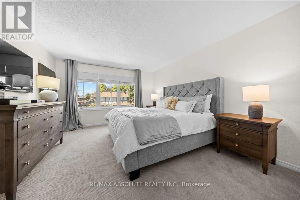 3 BUTTONWOOD TRAIL