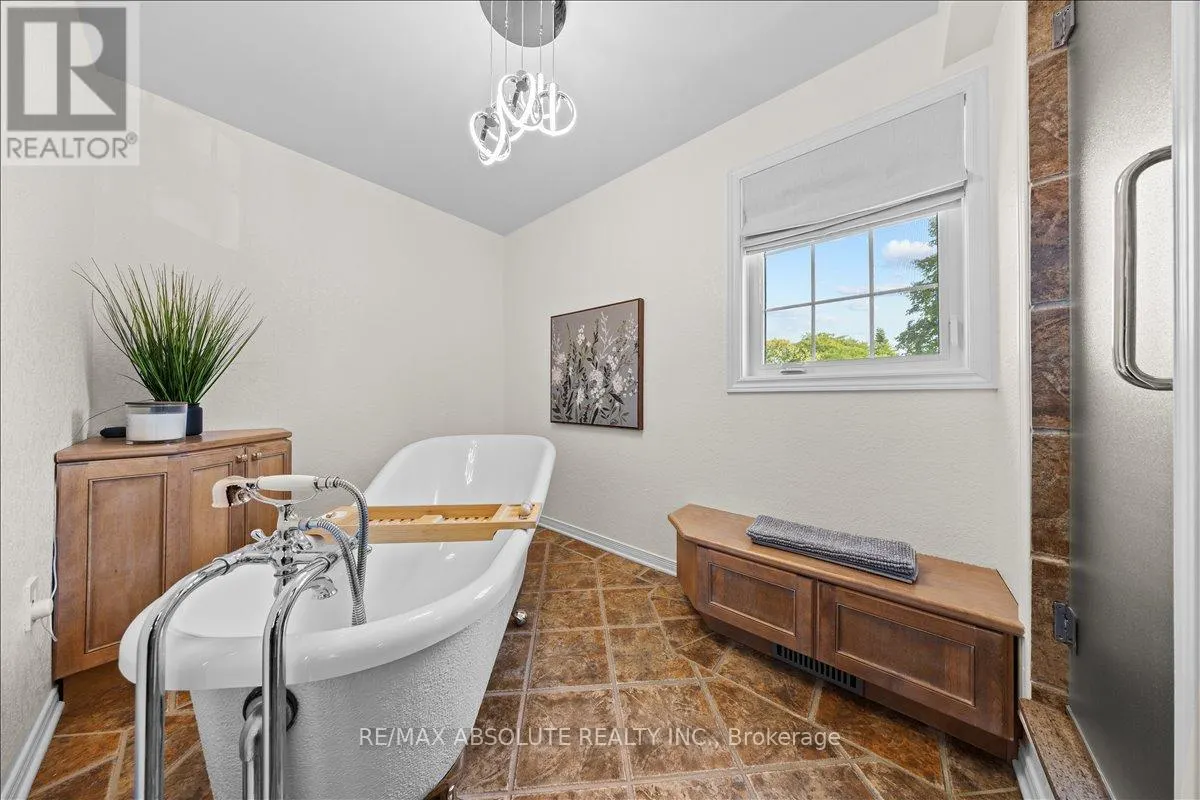 3 BUTTONWOOD TRAIL