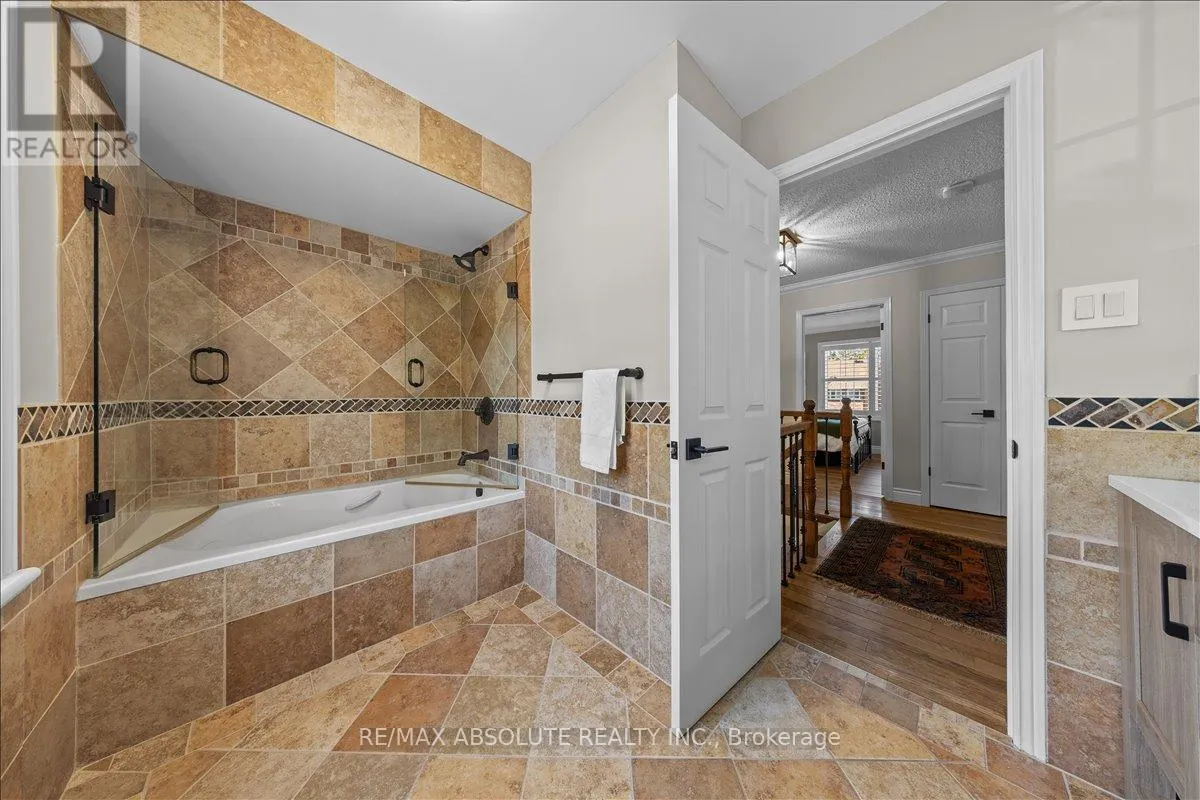 3 BUTTONWOOD TRAIL