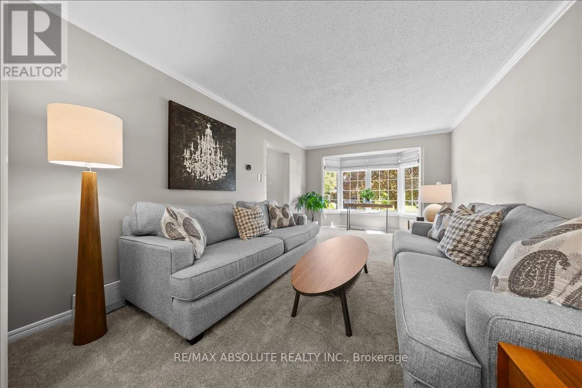 3 BUTTONWOOD TRAIL