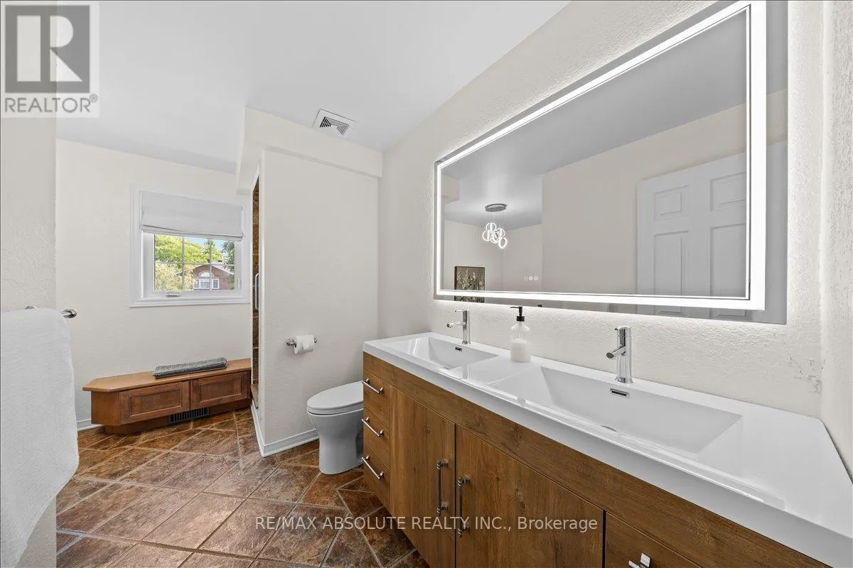 3 BUTTONWOOD TRAIL