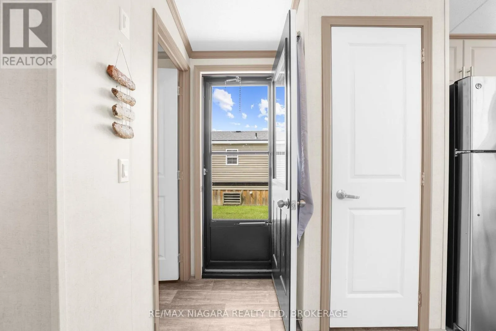 210 - 1501 LINE 8 ROAD, #210