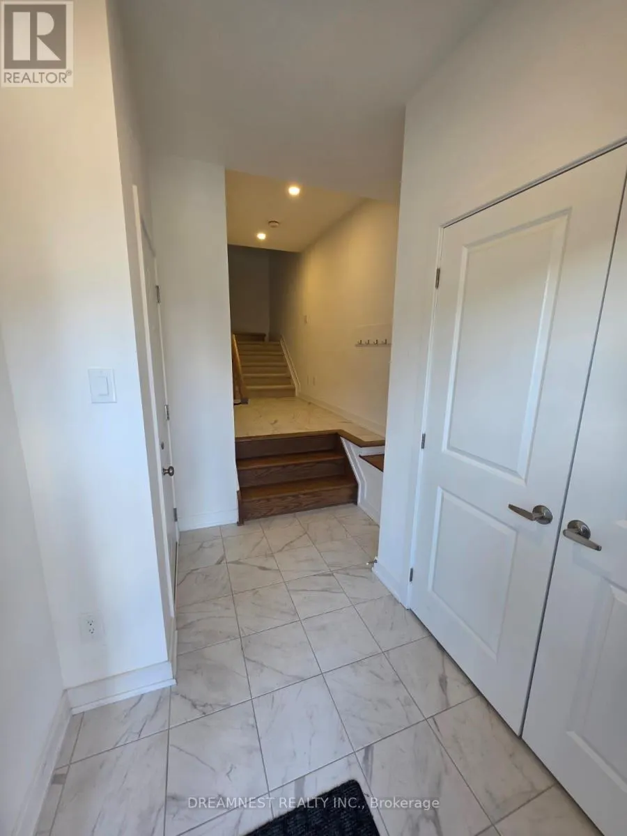 854 ANCIANO CRESCENT