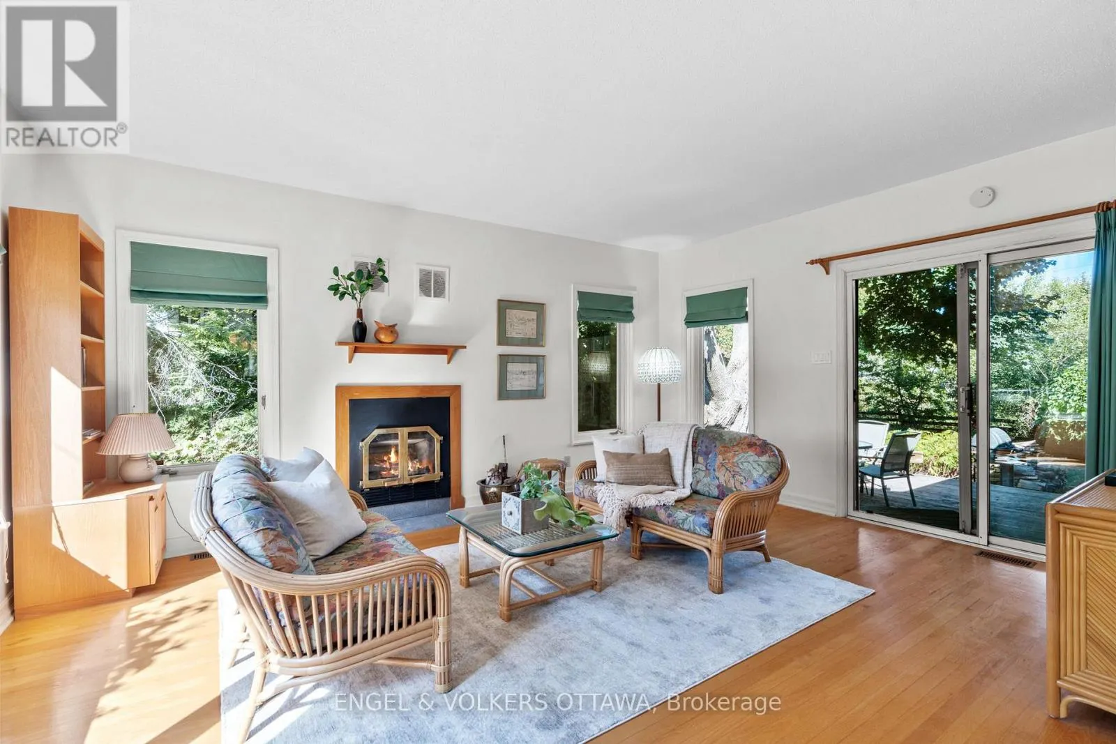 609 BLANCHARD CRESCENT