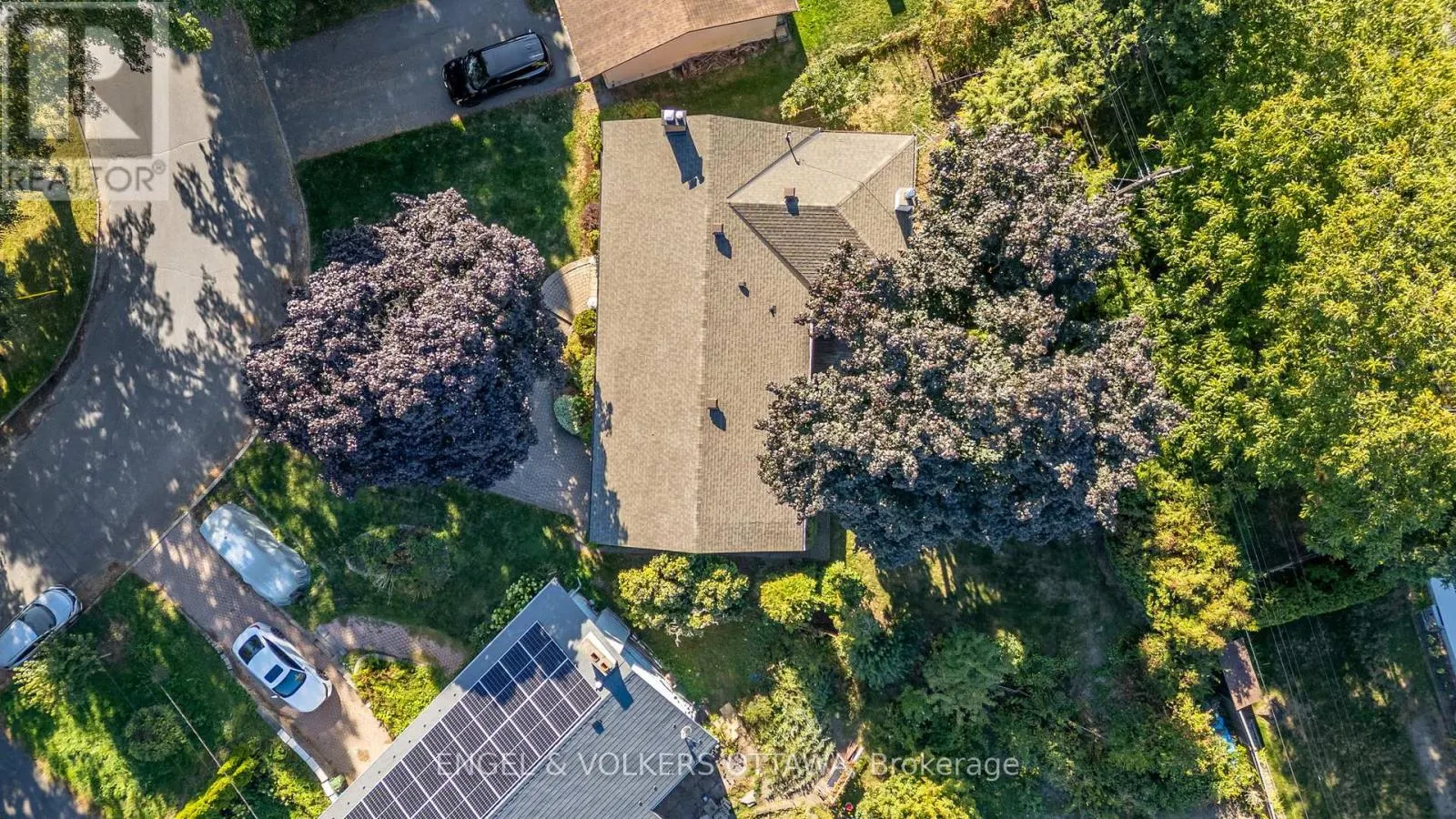 609 BLANCHARD CRESCENT