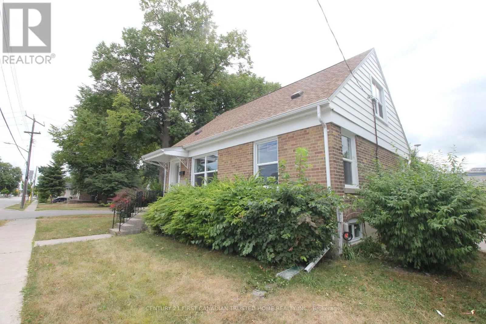 633 CONFEDERATION STREET