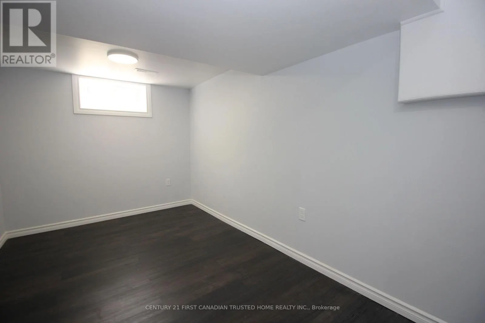 633 CONFEDERATION STREET