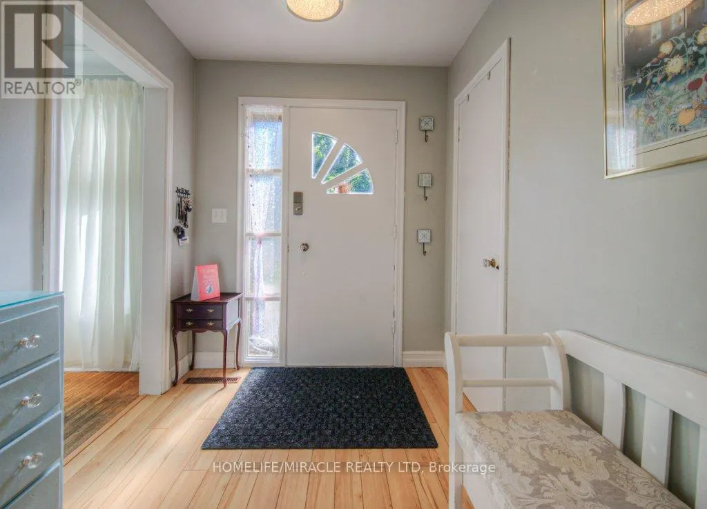 38 KINGSWAY CRESCENT