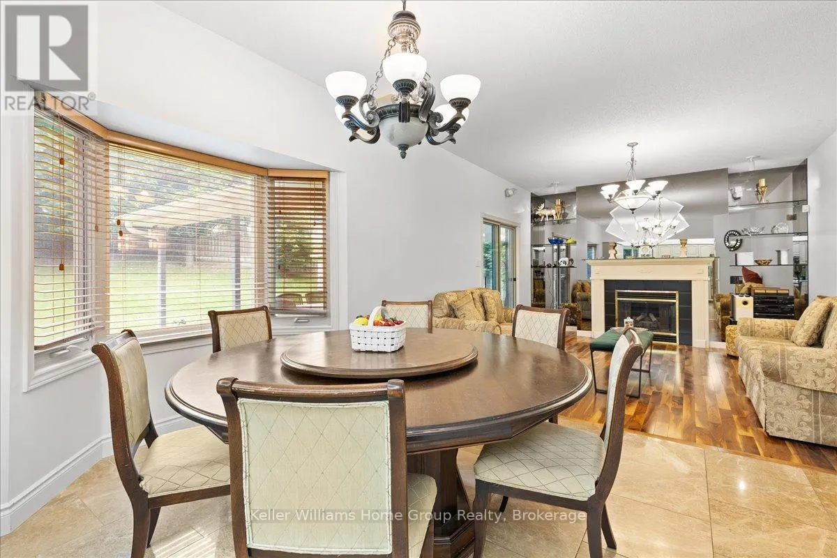 98 HUME DRIVE