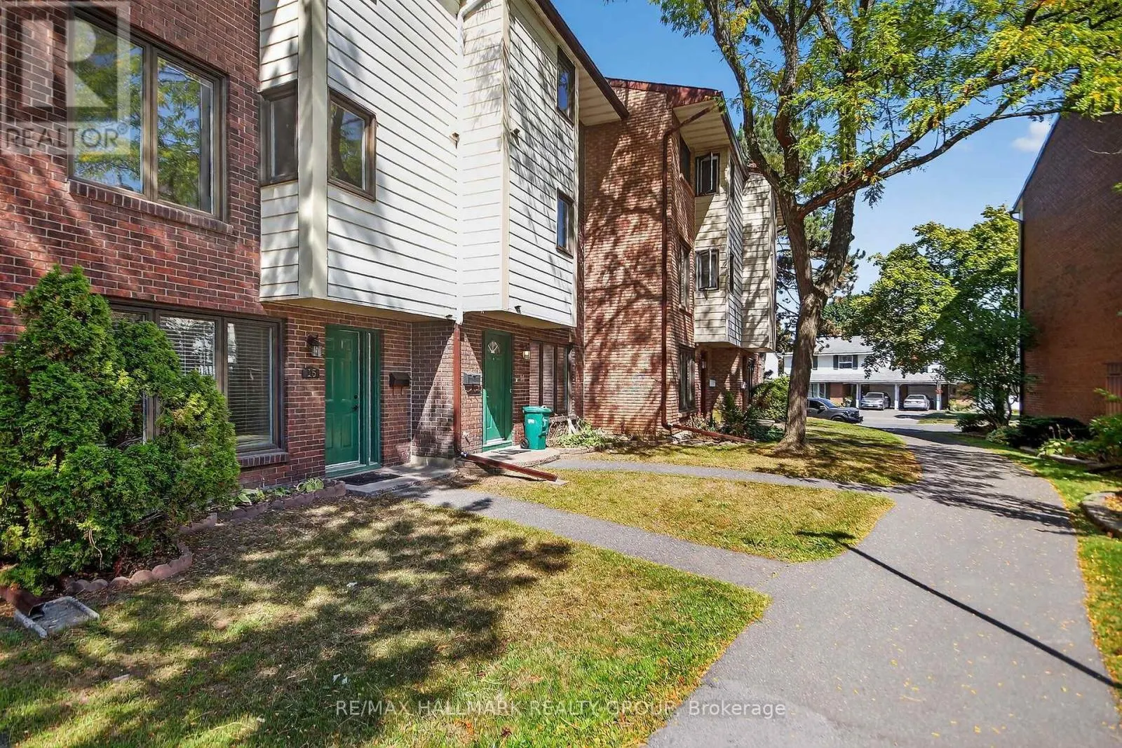 15 - 3350 SOUTHGATE ROAD