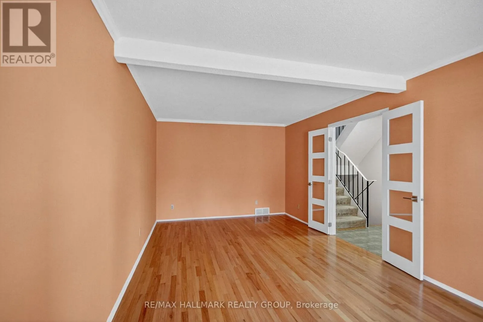 15 - 3350 SOUTHGATE ROAD