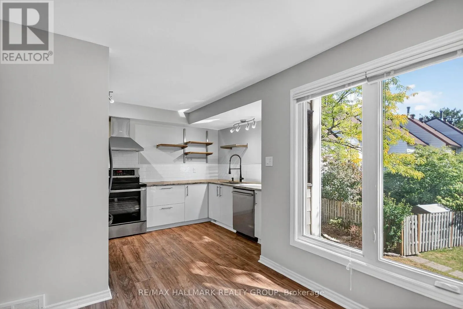 15 - 3350 SOUTHGATE ROAD