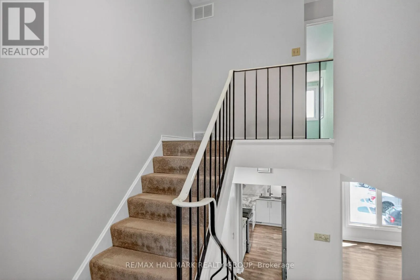 15 - 3350 SOUTHGATE ROAD