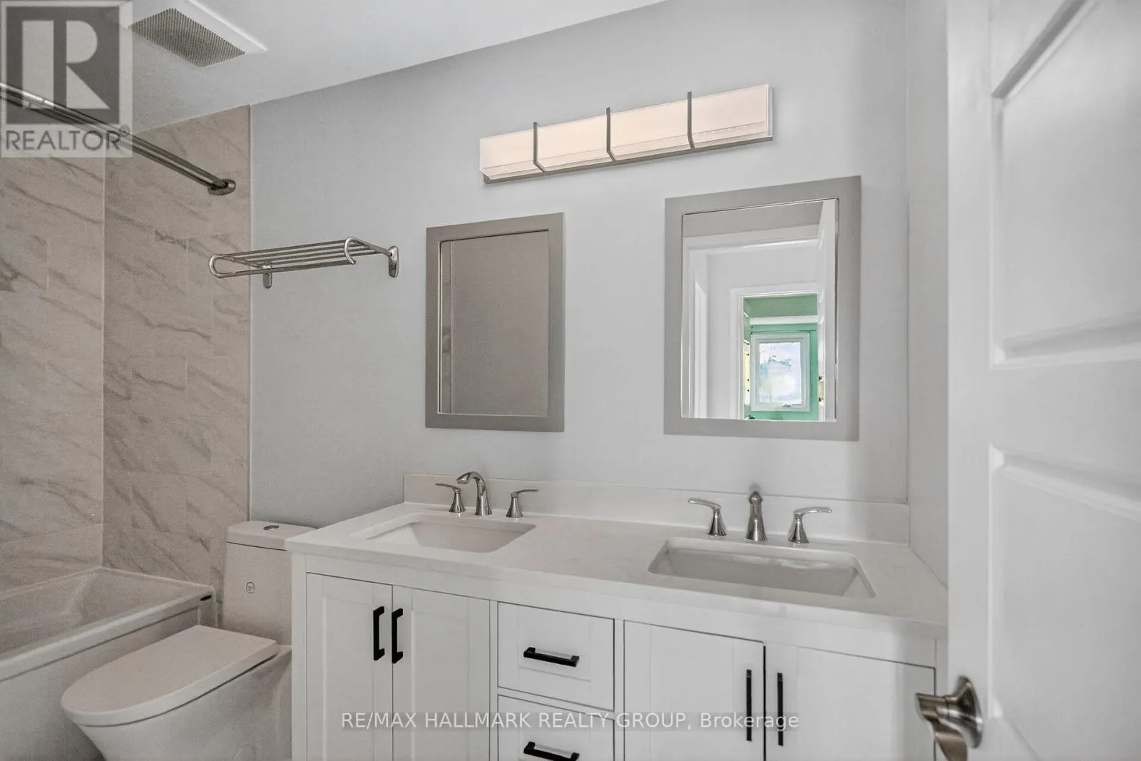 15 - 3350 SOUTHGATE ROAD