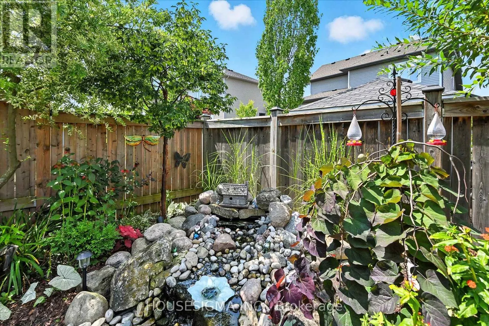 104 ANASTASIA BOULEVARD