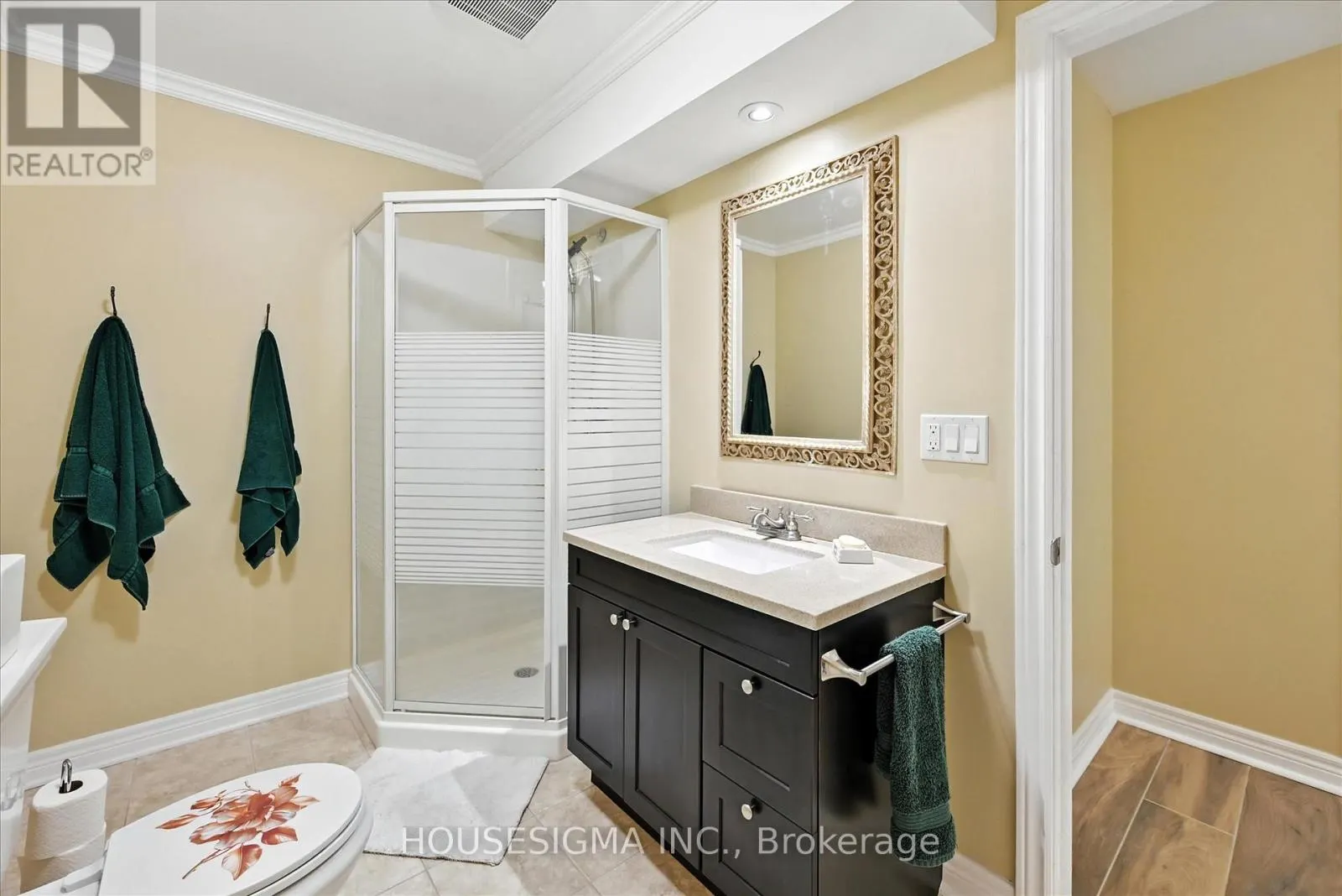 104 ANASTASIA BOULEVARD