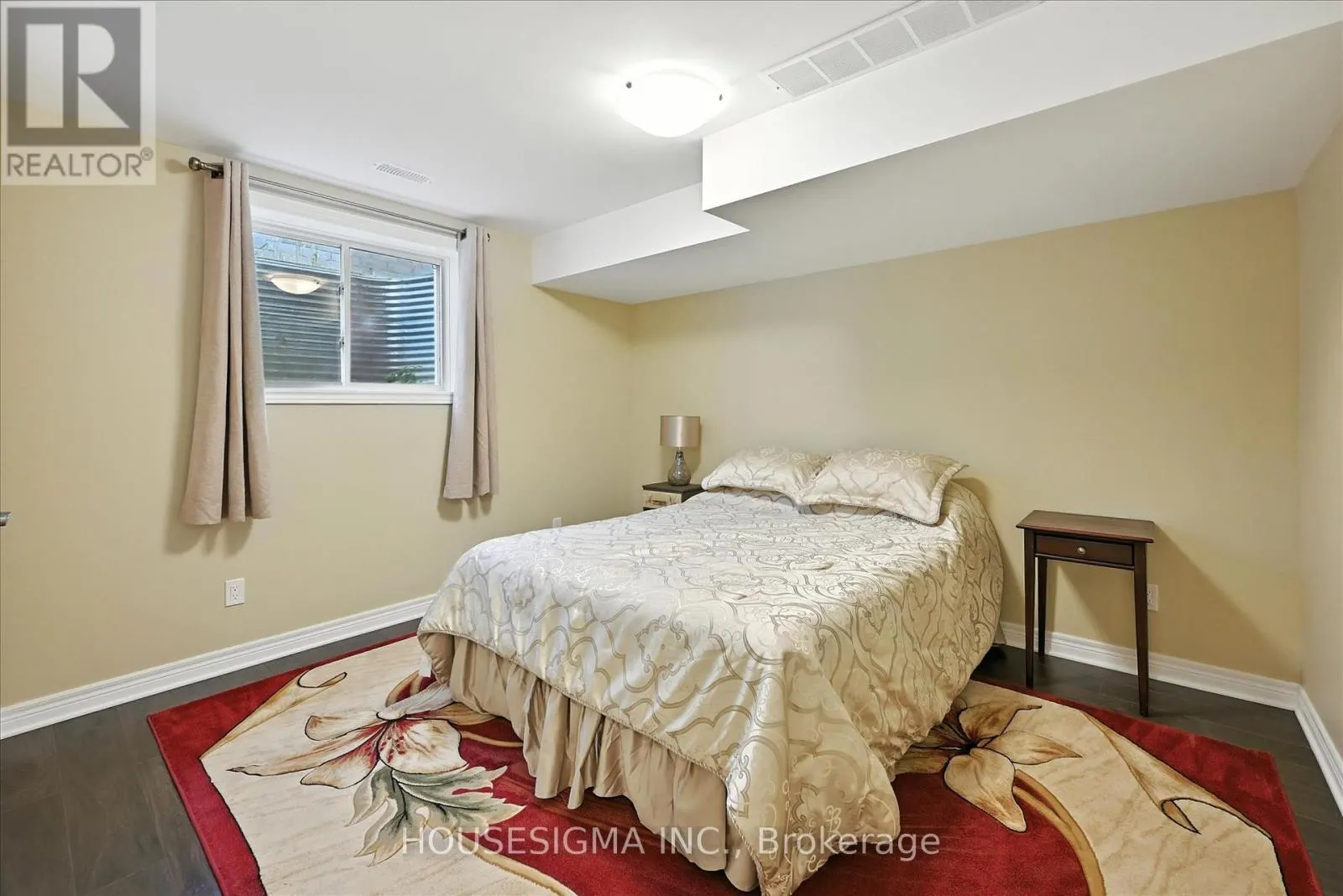 104 ANASTASIA BOULEVARD