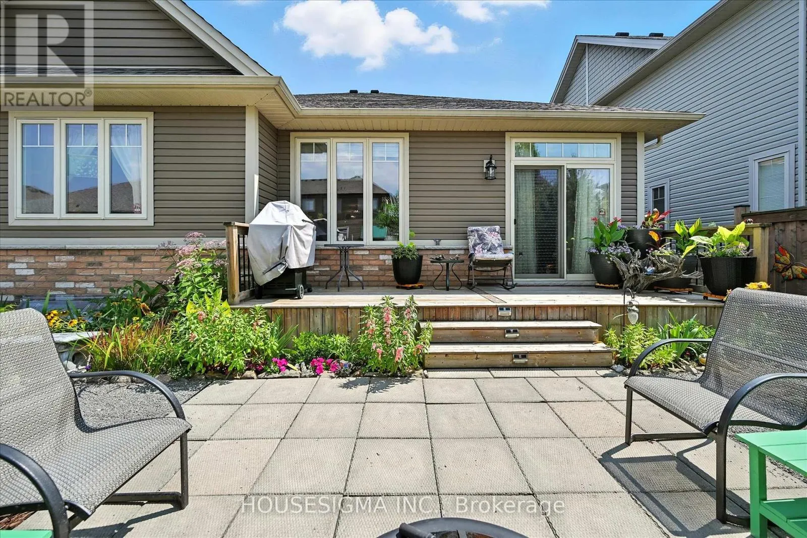 104 ANASTASIA BOULEVARD