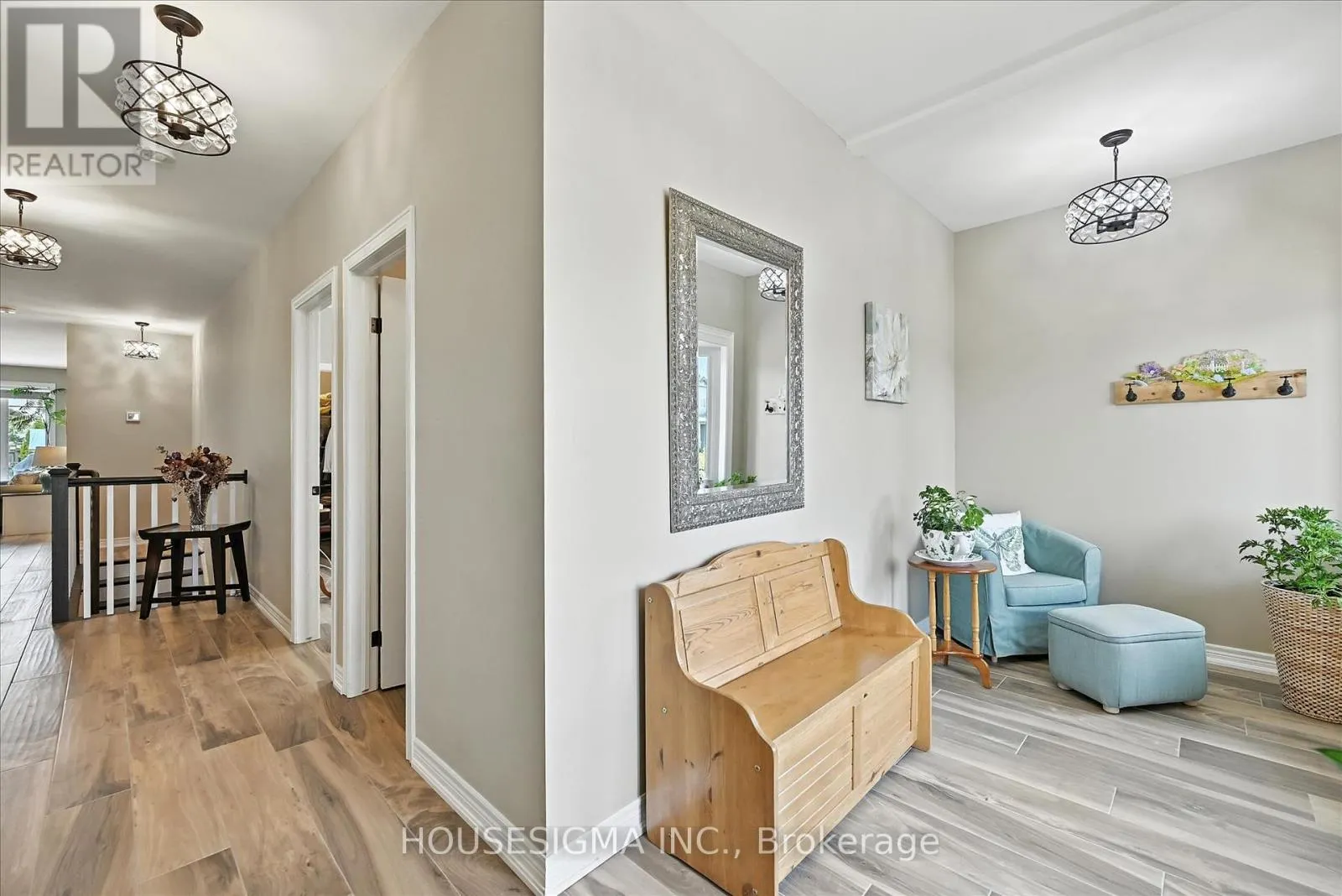104 ANASTASIA BOULEVARD