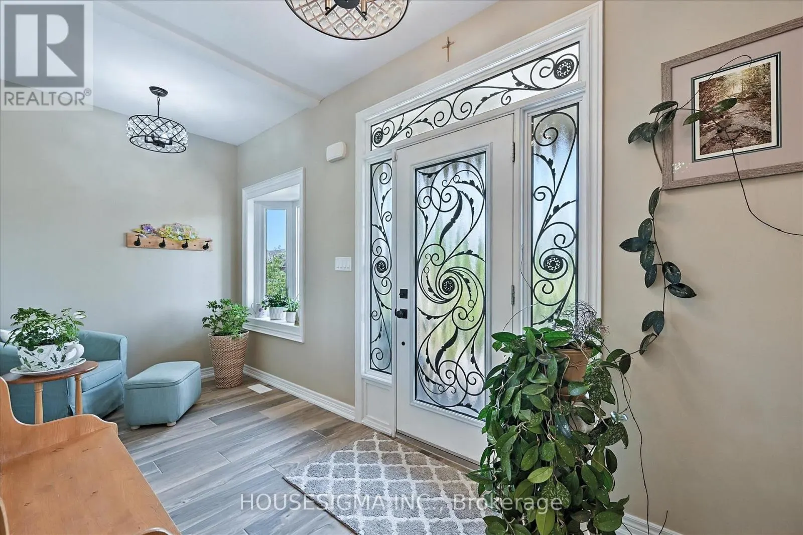 104 ANASTASIA BOULEVARD