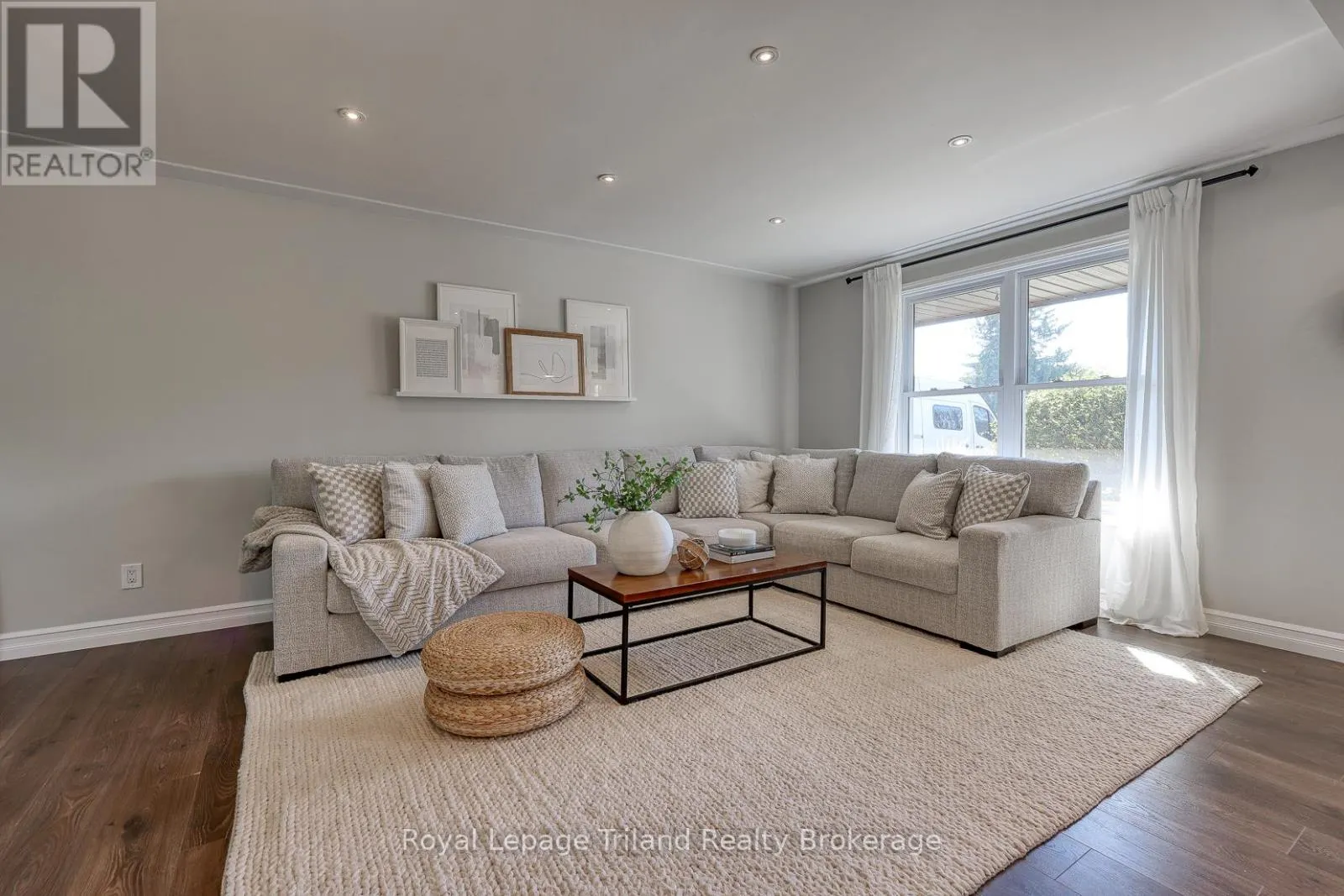 1 BRICKWOOD BOULEVARD