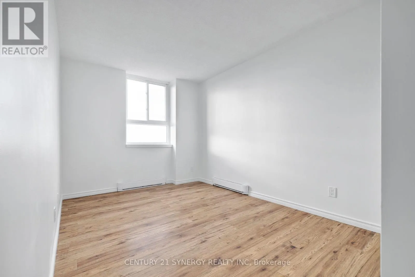 1410 - 2020 JASMINE CRESCENT