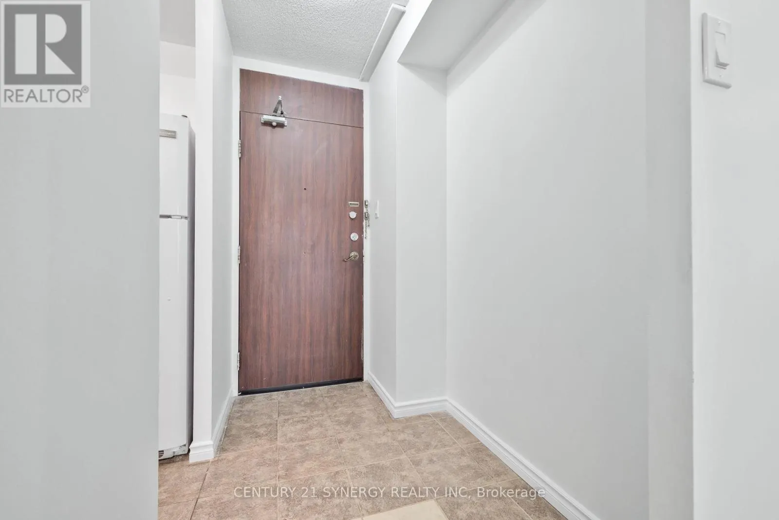 1410 - 2020 JASMINE CRESCENT