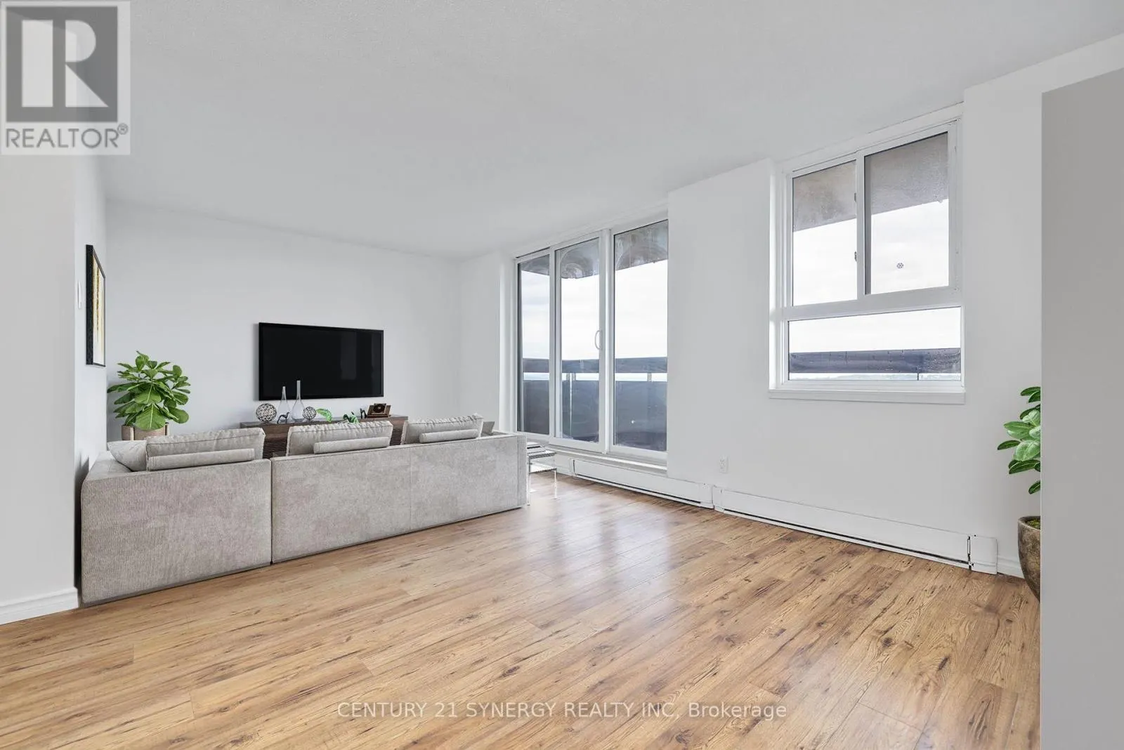 1410 - 2020 JASMINE CRESCENT