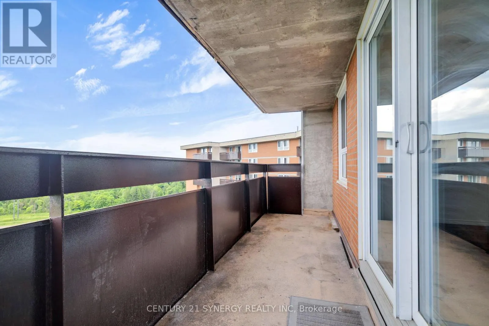 1410 - 2020 JASMINE CRESCENT