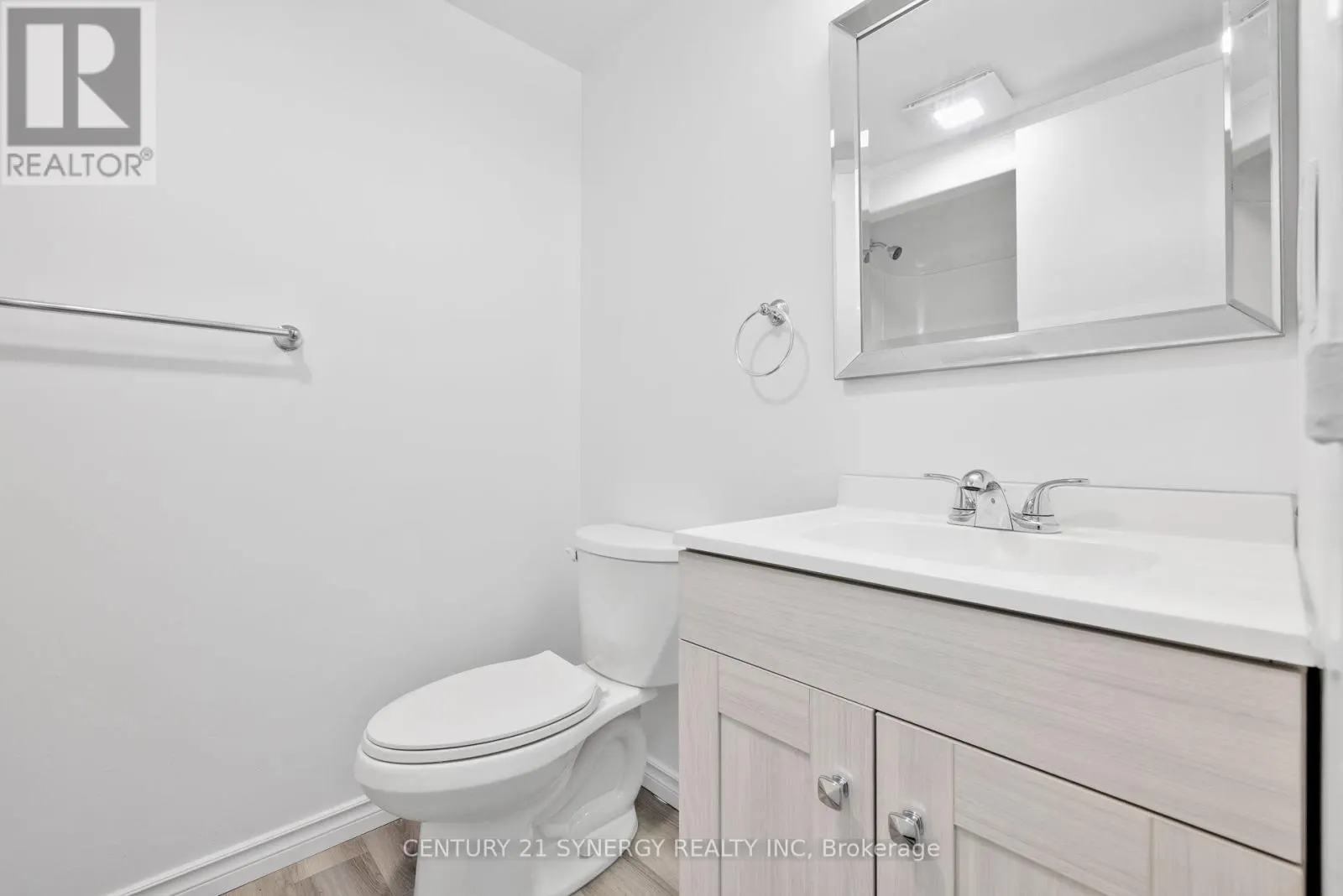 1410 - 2020 JASMINE CRESCENT