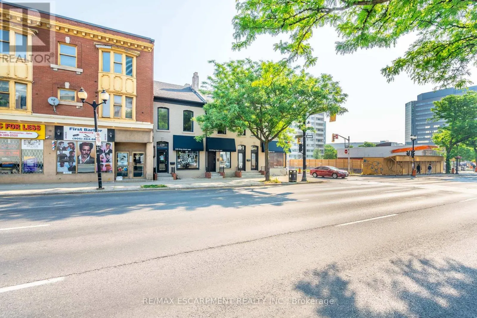 216-220 KING STREET W