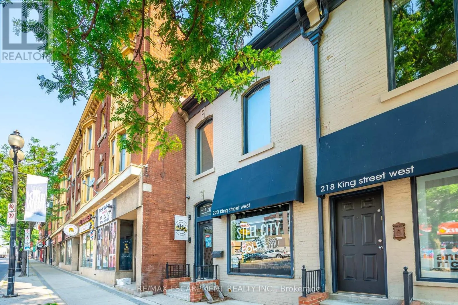 216-220 KING STREET W