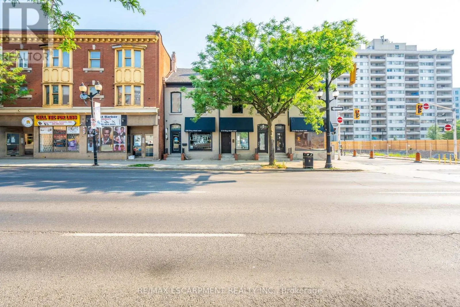 216-220 KING STREET W
