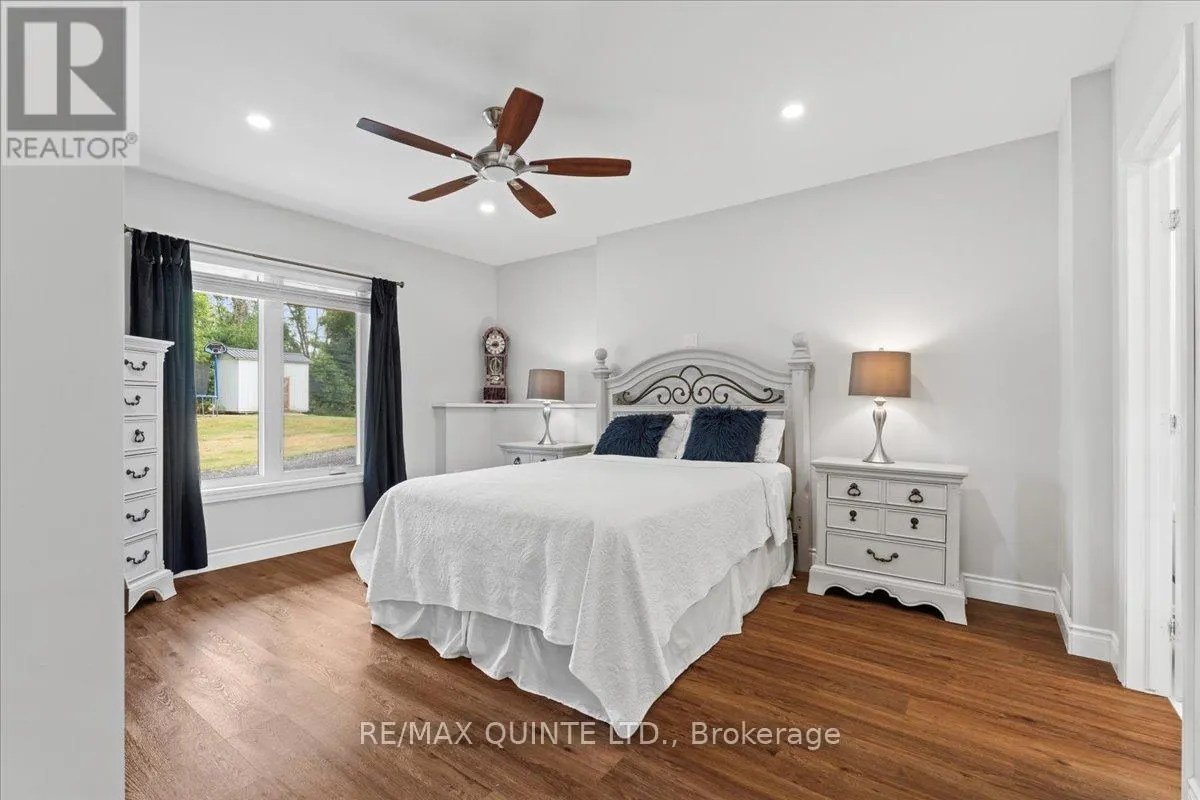 806 NEWBURGH ROAD