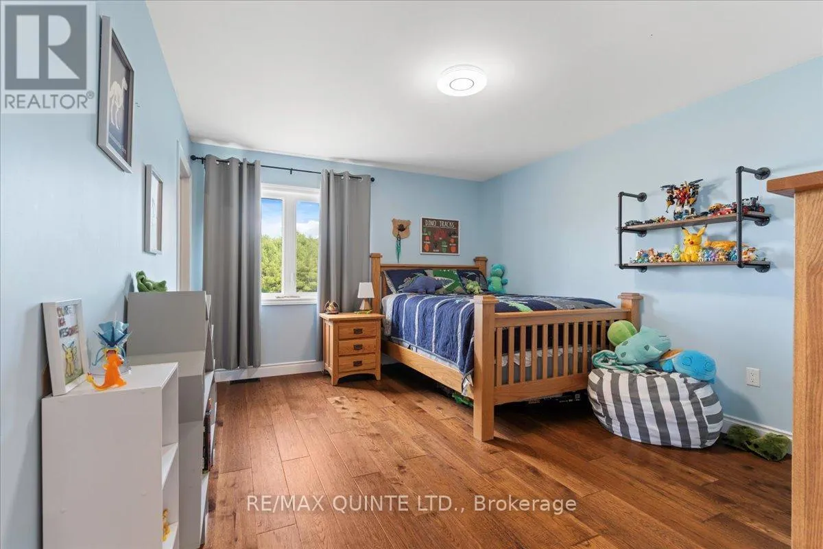 806 NEWBURGH ROAD