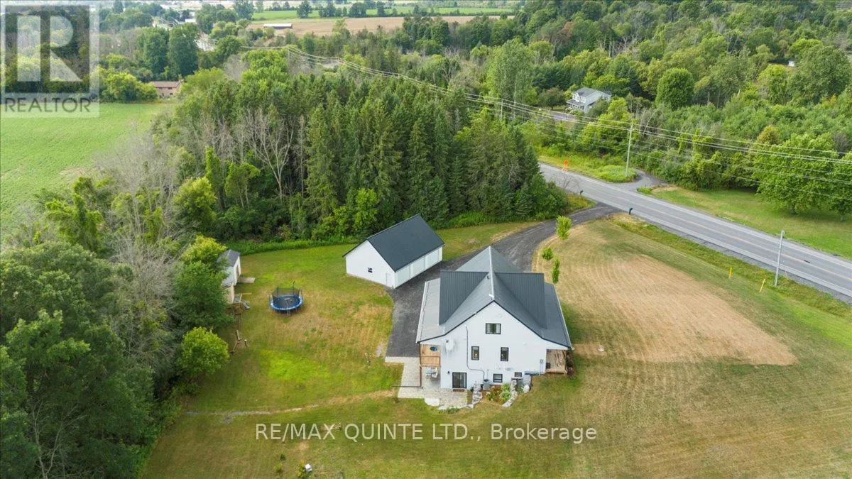 806 NEWBURGH ROAD