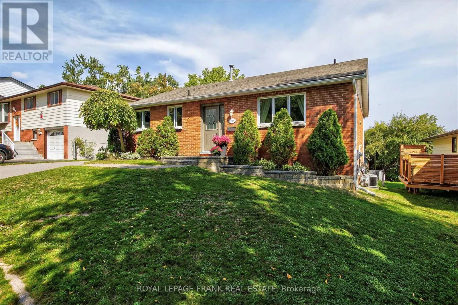948 GOLFVIEW ROAD
