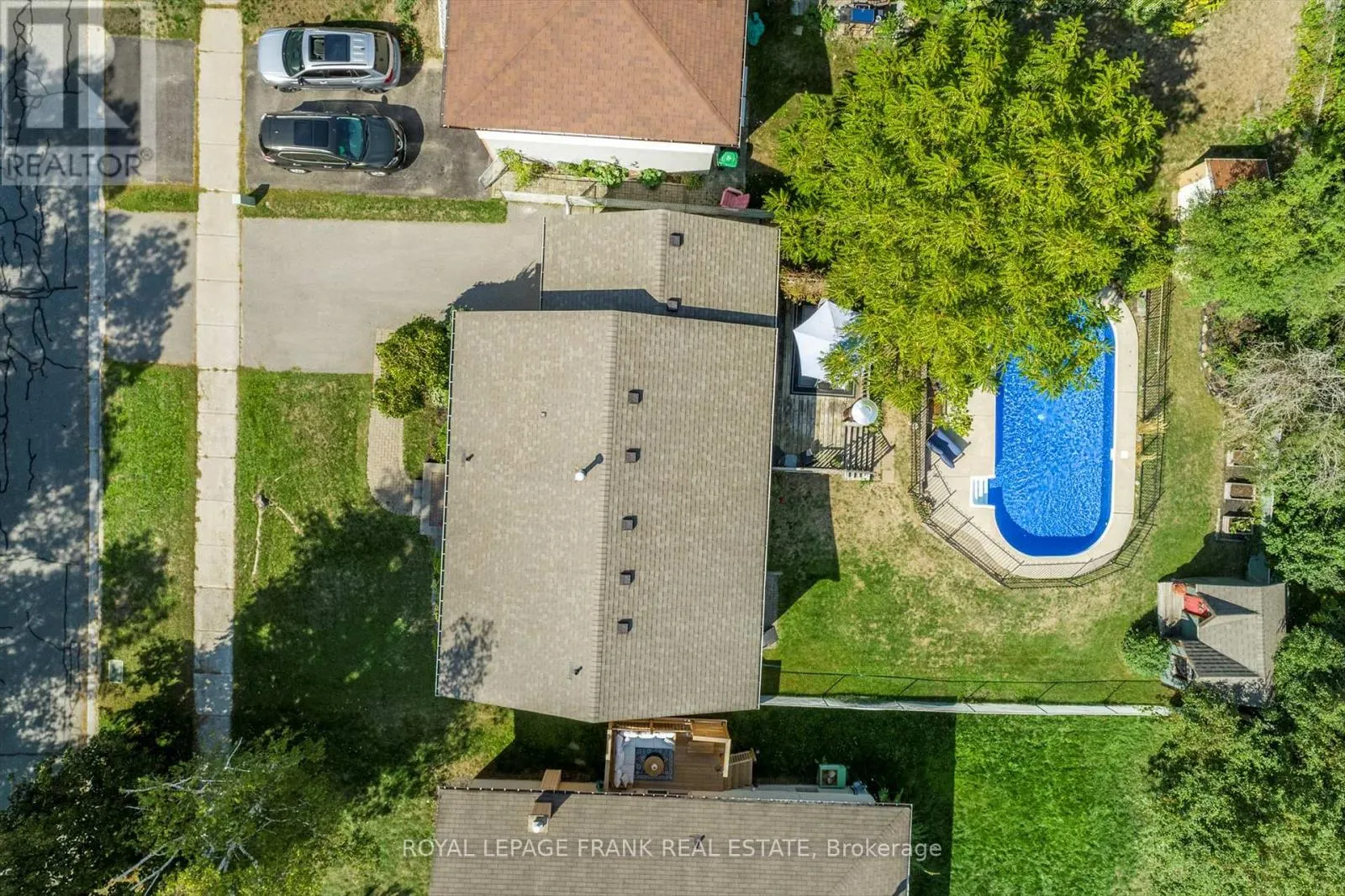 948 GOLFVIEW ROAD