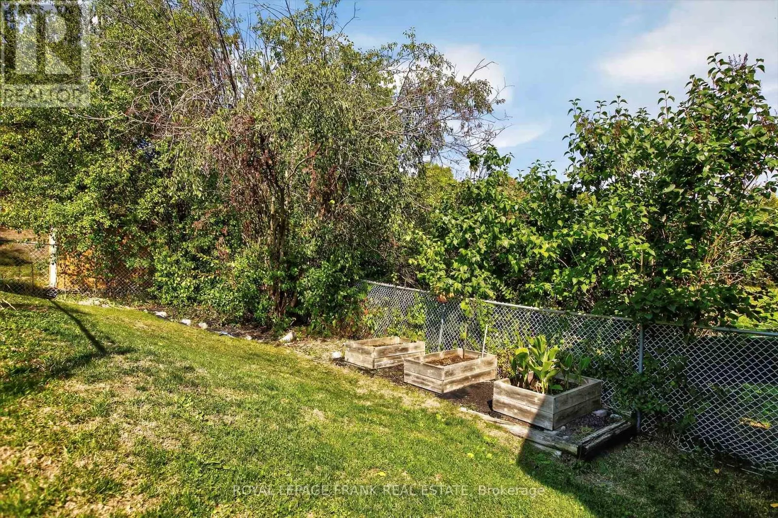 948 GOLFVIEW ROAD