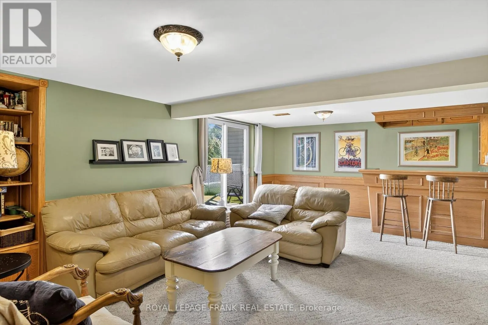 948 GOLFVIEW ROAD