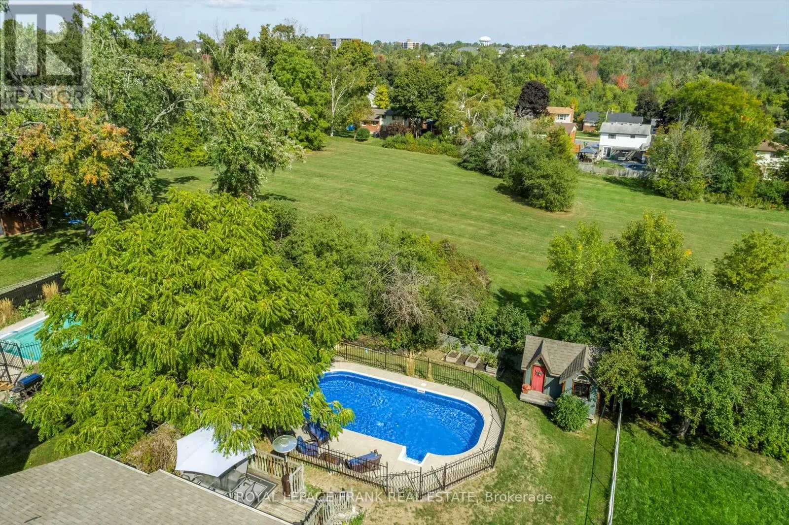 948 GOLFVIEW ROAD