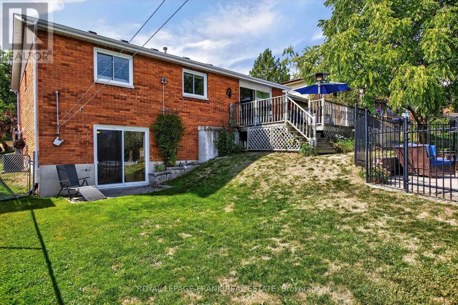 948 GOLFVIEW ROAD