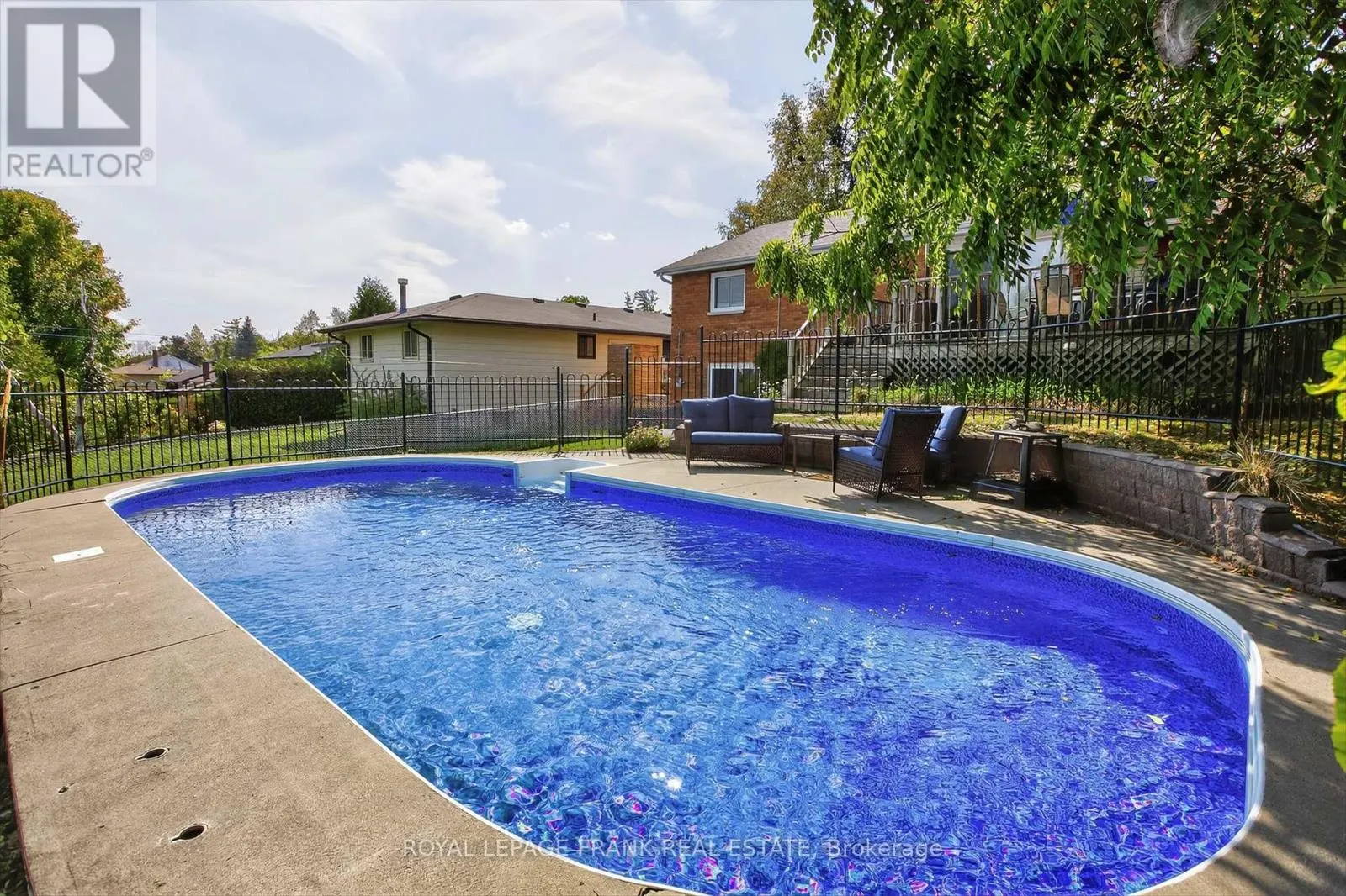948 GOLFVIEW ROAD