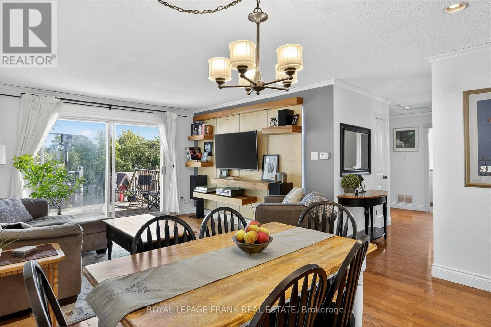 948 GOLFVIEW ROAD