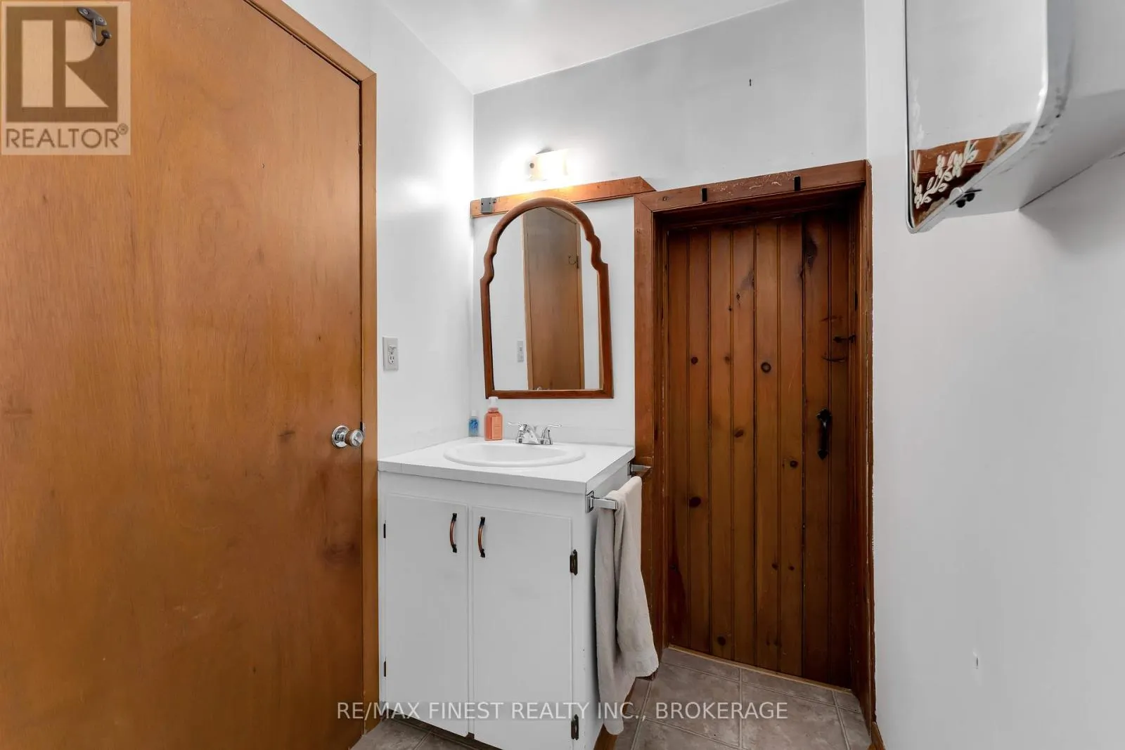 2318 COUNTY ROAD 11