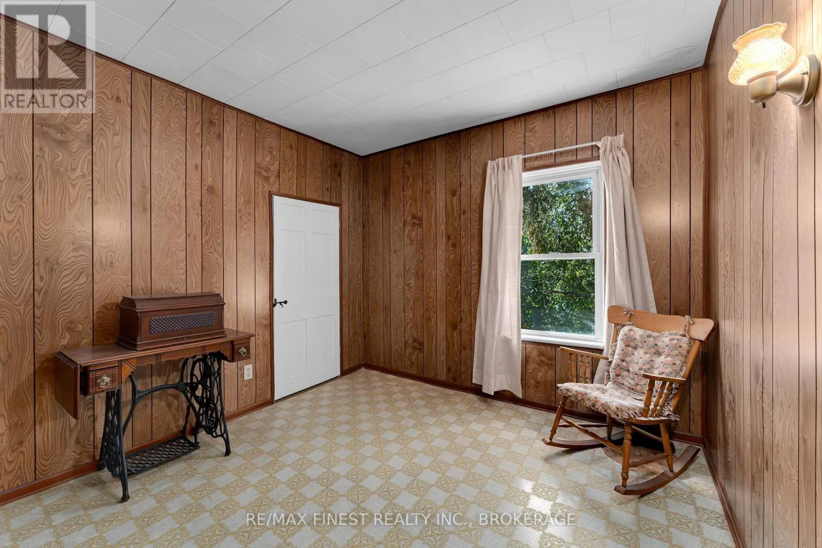 2318 COUNTY ROAD 11