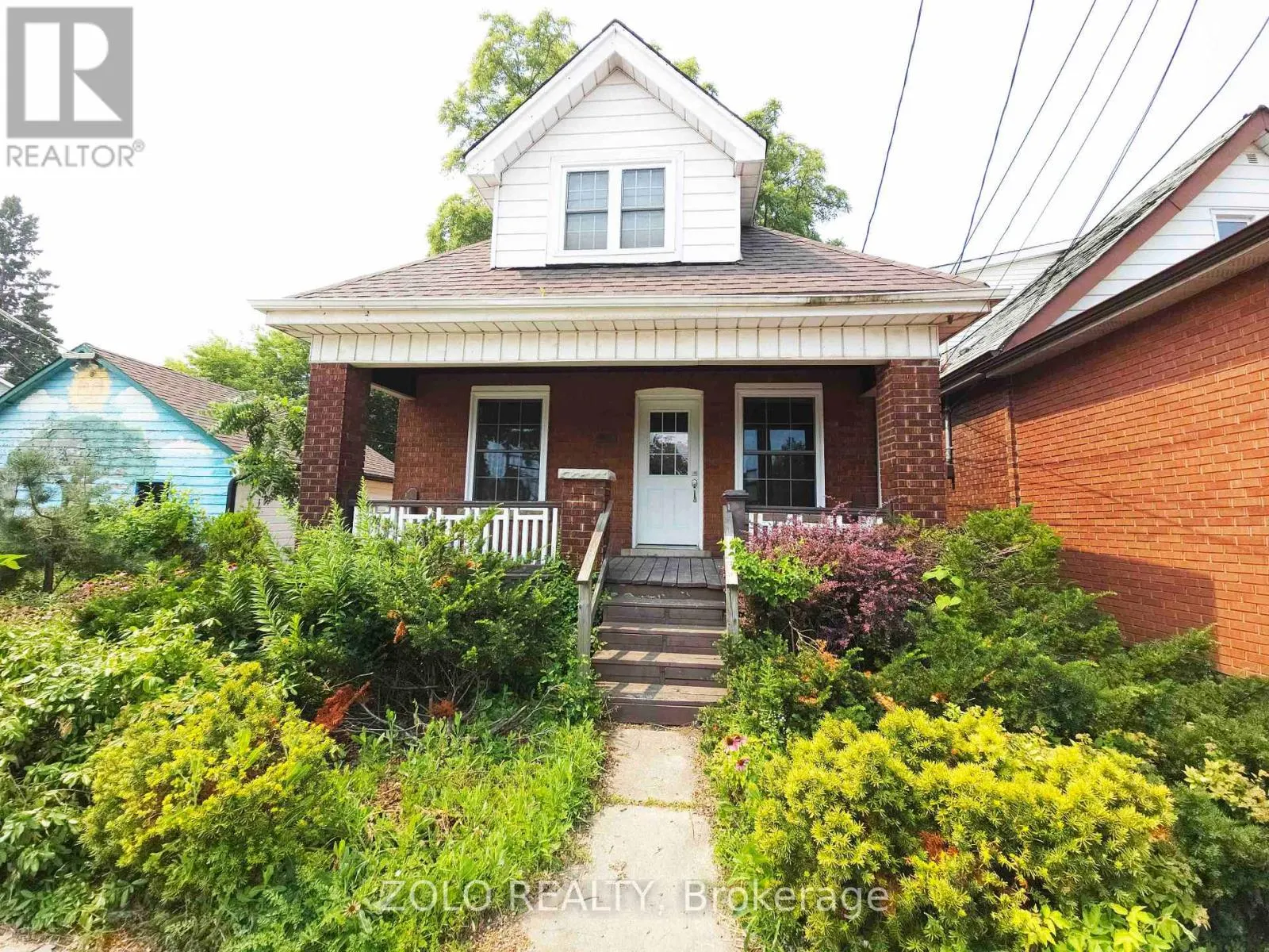 1504 KING STREET E