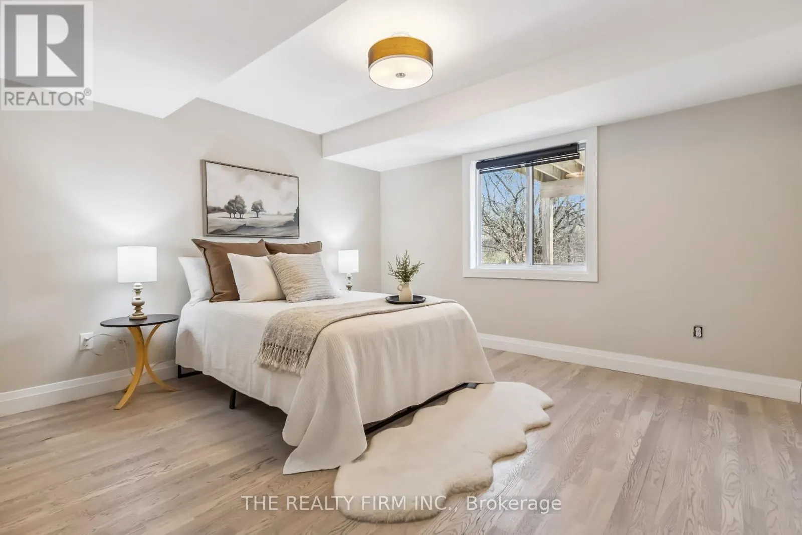 3 - 727 APRICOT DRIVE, #3