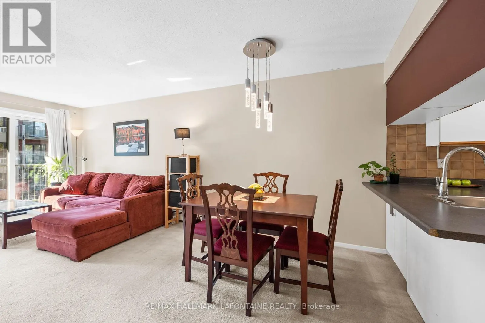 12 CRISPIN PRIVATE