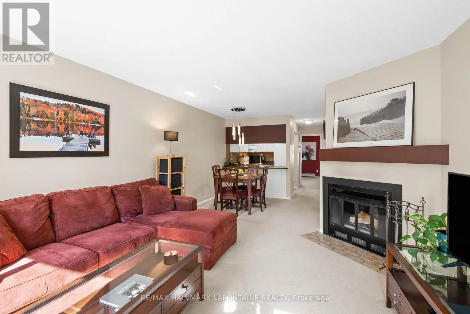 12 CRISPIN PRIVATE